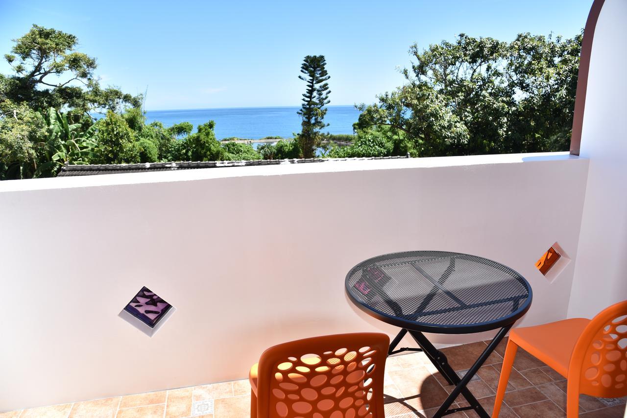 Spring Enjoy Color B&B Taitung Екстериор снимка