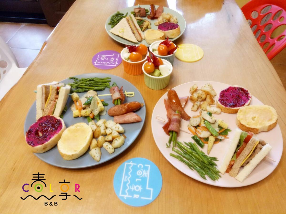 Spring Enjoy Color B&B Taitung Екстериор снимка